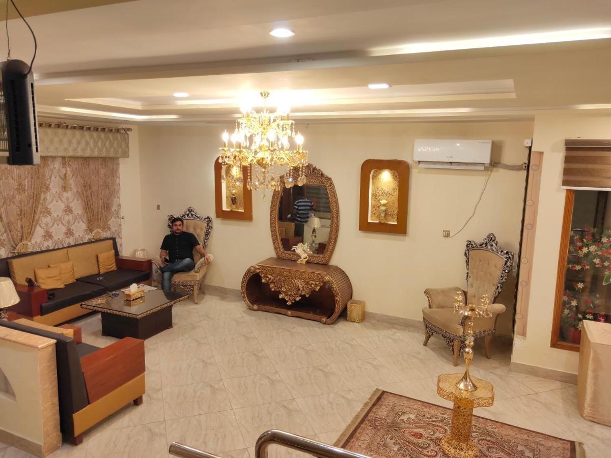 Hotel S.R. Lounge ムルターン エクステリア 写真